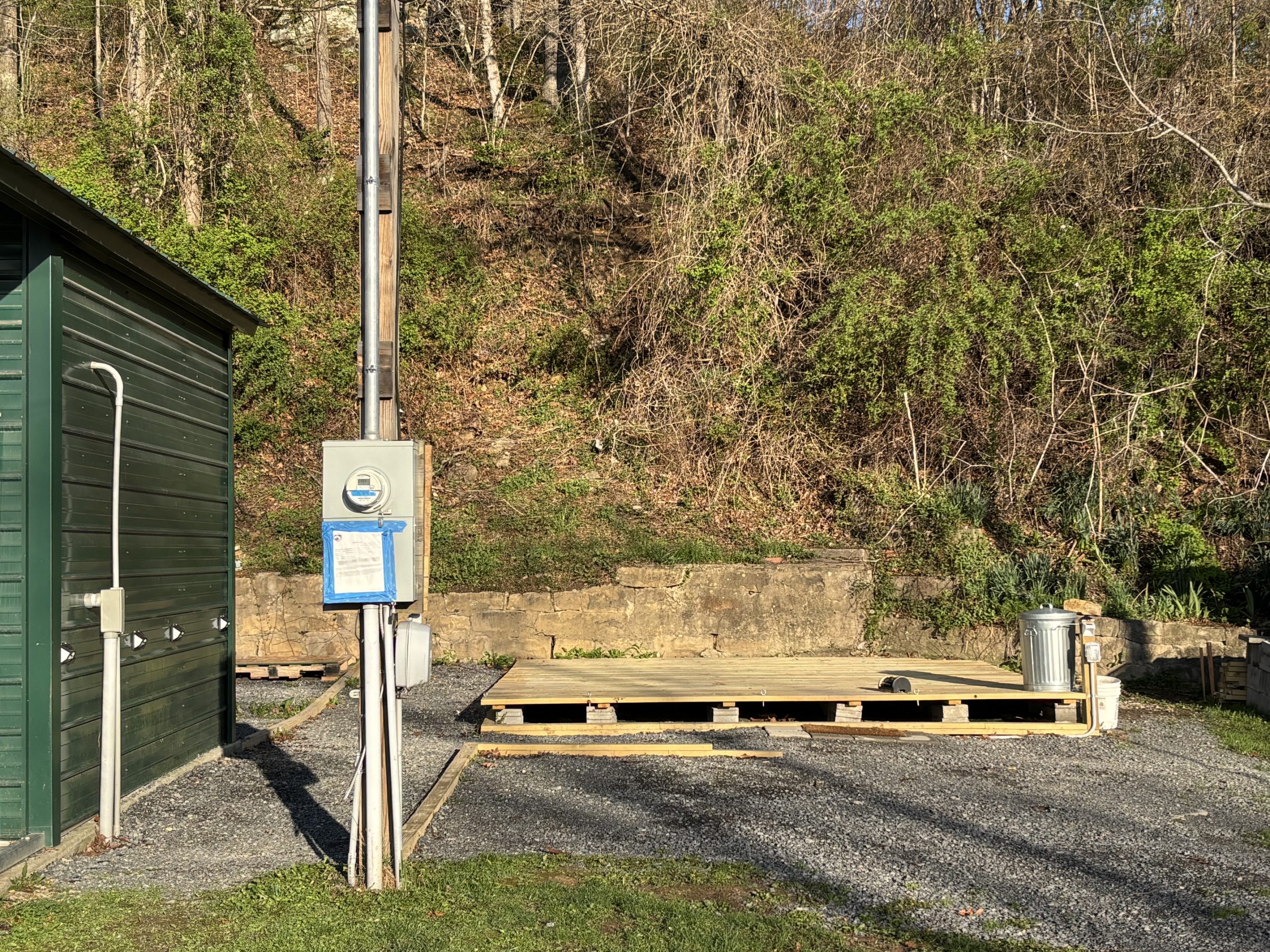 hilltop sunrise tent platform with hot shower flush toilet pet walk 110 volt AC outlet new river gorge national park and preserve Summit Bechtel Reserve Fayette county Fayetteville oak hill hilltop WV West Virginia