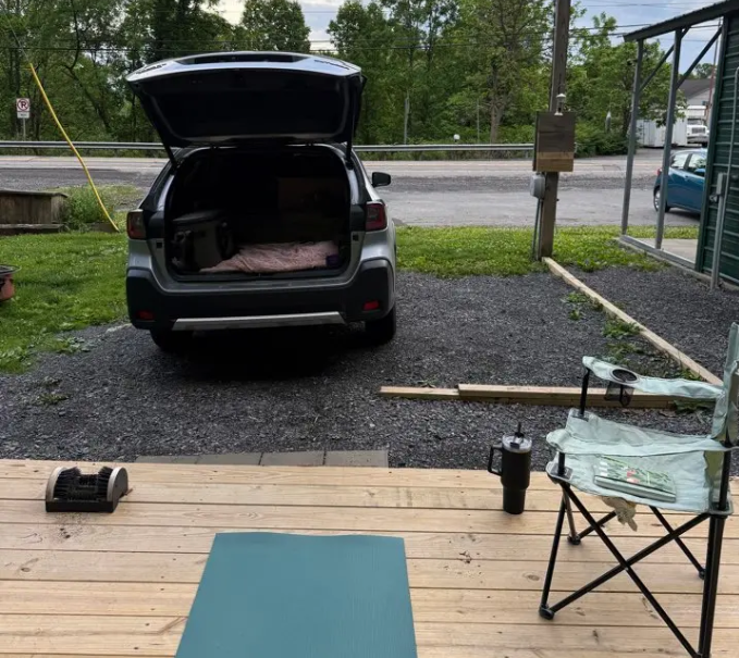 hilltop sunrise tent platform and van life parking pet station hot shower clean portable toilet 110 volt AC outlet new river gorge national park and preserve Summit Bechtel Reserve Fayette county Fayetteville oak hill hilltop WV West Virginia yoga shala